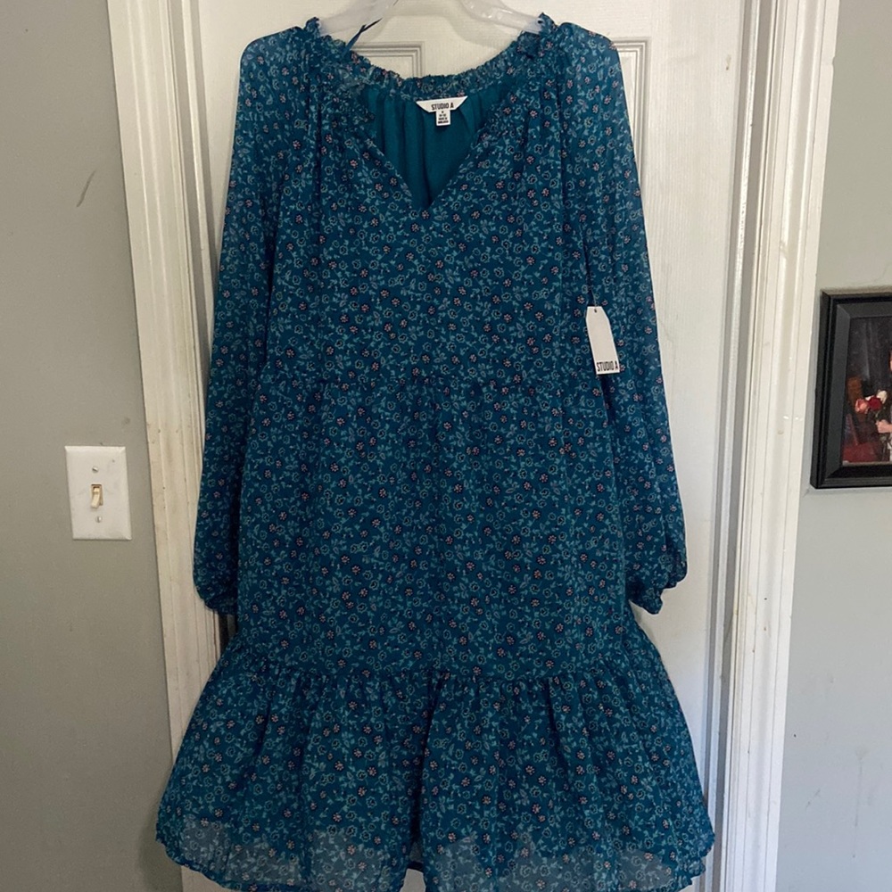 NWT Studio A Peasant Dress Size Medium